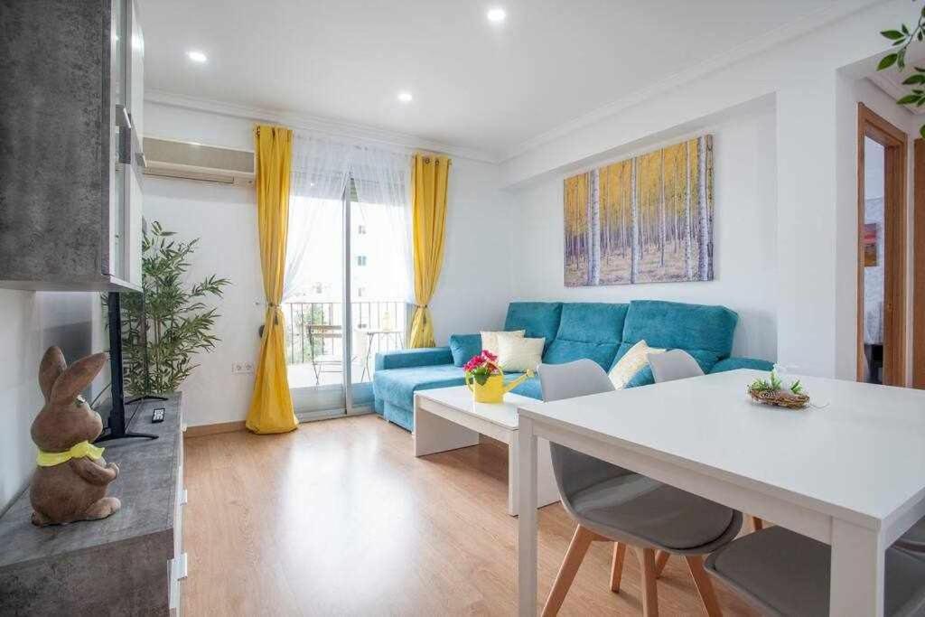 Reus, Lovely Flat Close To Center Валенсия Екстериор снимка