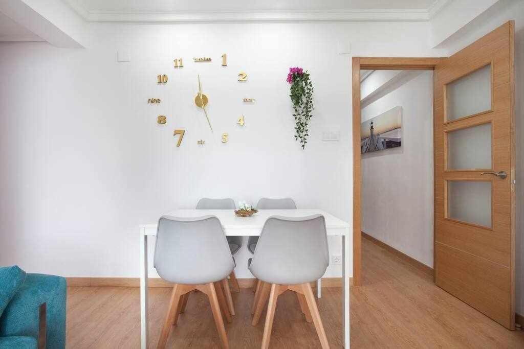 Reus, Lovely Flat Close To Center Валенсия Екстериор снимка