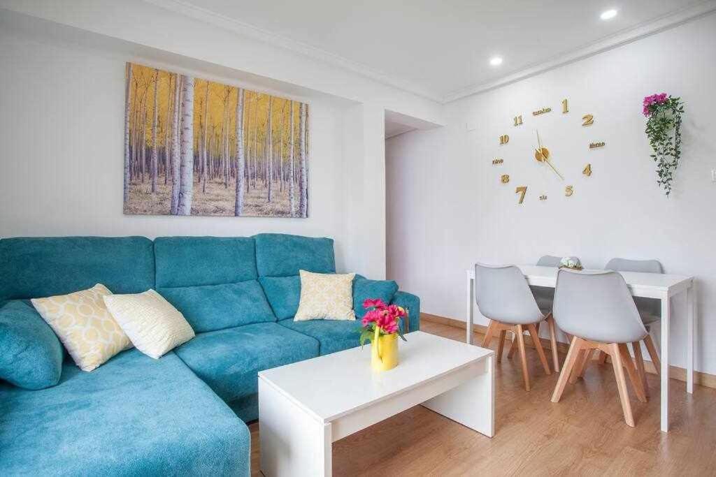 Reus, Lovely Flat Close To Center Валенсия Екстериор снимка
