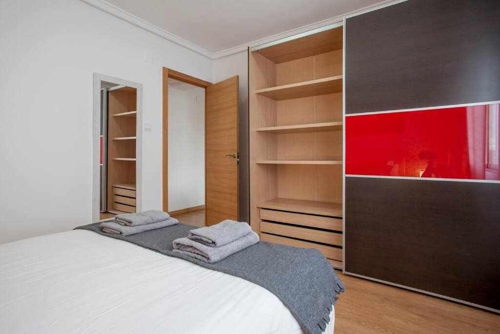 Reus, Lovely Flat Close To Center Валенсия Екстериор снимка