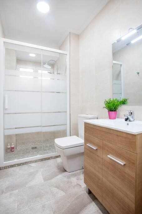 Reus, Lovely Flat Close To Center Валенсия Екстериор снимка